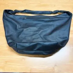 合成皮革ショルダーバッグ