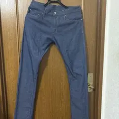 ナノユニバース　ダークブルースリムフィットデニムのサムネイル