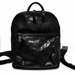 本革　レザーリュック　　バッグパック　黒