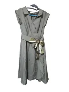 axes femme　カーキ　ベルト付きワンピース