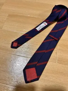 未使用に近い　ターンブルアンドアッサー　レジメンタルストライプ　ネクタイ