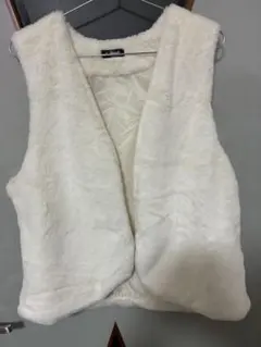 ホワイト 白 ファーベスト ファー ベスト もこもこ