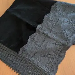 黒のベルベットレースストール