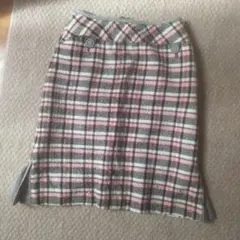チェック柄タイトスカート