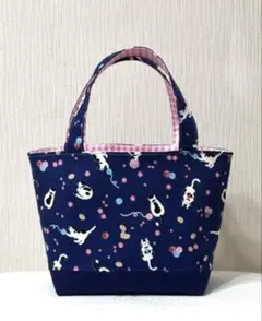 SALE ハンドメイド　小さなトートバッグ　ランチバッグ　ネイビー　くつろぎ猫