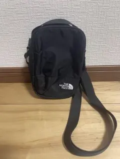 ノースフェイスショルダーバッグ