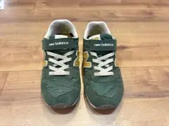 new balance スニーカー 緑/黄色