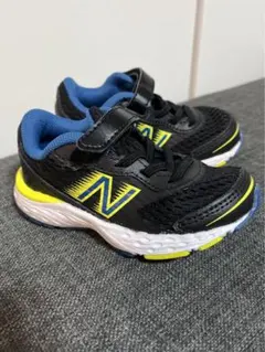 ニューバランス　ベビーシューズ