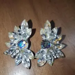 花形クリスタルイヤリング