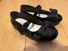 19.0 petit main 黒 リボン付き バレエシューズ