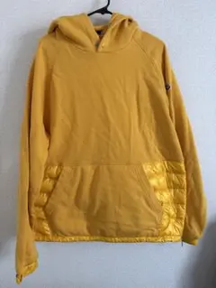 MONCLER パーカー イエロー 切り替えデザインのサムネイル
