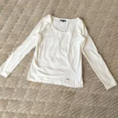 トミーヒルフィガー 長袖Tシャツ M