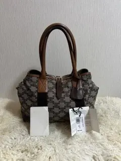 完売品　CELINE パリマカダム　ハンドバッグ　トリオンフ　レザー　付属品完備