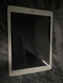 iPad 第6世代 128GB wifiモデル 管理番号：437 - メルカリ