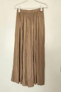 ユニクロ　ワイドパンツ　ランダムプリーツ　ベージュ　Mサイズ　新品同様