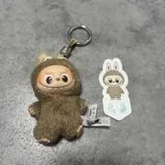 300円スタート！　POP MART ラブブ イニシャル &