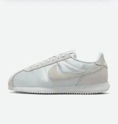 Nike ホワイト スニーカー 替え紐付き