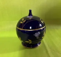 Item thumbnail for item d9999d7d-1df4-4cec-981c-af6dd425572e