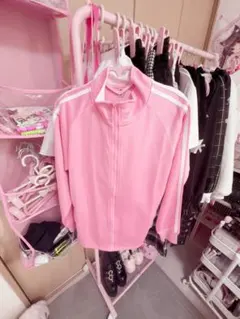 ピンクジャージ