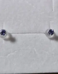 K10WGタンザナイトピアス