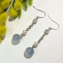 ハンドメイドピアス　2911　　　　　　ガラスビーズとパールビーズ