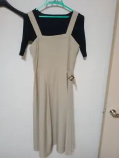 Honeys ベージュ ジャンパースカート　Lサイズ　中のトップスおまけ