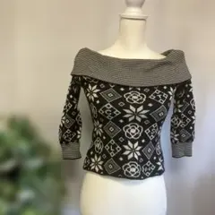 【美品】 CLATHAS オフショルダー ニットトップス 黒白