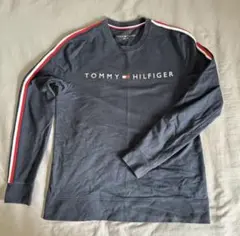 TOMMY HILFIGER ロングTシャツ