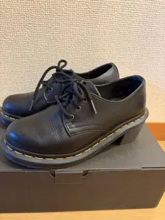 Dr. Martens 3ホール ヒールシューズ ブラックのサムネイル