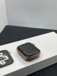 Apple Watch series 5 40mmゴールド