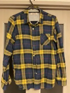 秋にぴったり！チェックシャツ/ほぼ新品美品のサムネイル