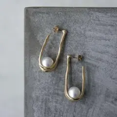 ロングパールピアス ゴールド 大ぶり Lumier リュミエ オケージョン 新品