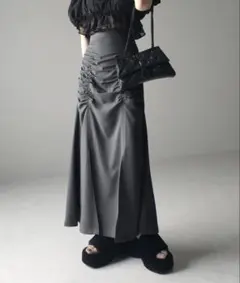 me+em select　フロントシャーリングスリットロングマーメイドスカート