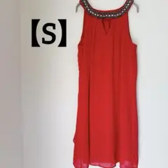 ビーズ装飾 レッド ノースリーブドレス S