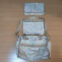 レスポートサック　花柄マザーズバッグ 大き目ポーチ、オムツシート付き