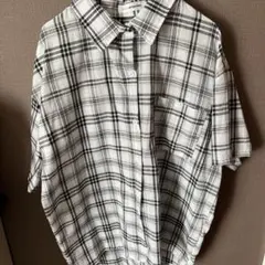【即発送可】【美品】チェックシャツ　シャツのサムネイル