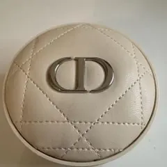 Dior スキンフォーエヴァークッションパウダー