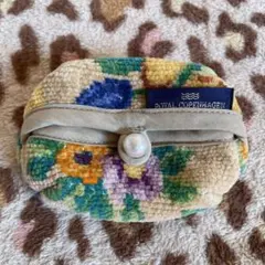 Item thumbnail for item ad4d340e-0be4-4c47-9b27-dacec2734221