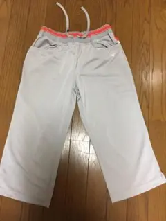 スポーツパンツ