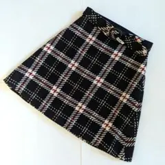 トゥービーバイアニエスベー　スカート