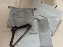 稀少 非売品 BALENCIAGA バレンシアガ ハンガー パンツハンガー 稀少 非売品 BALENCIAGA バレンシアガ ハンガー パンツハンガー - メルカリ