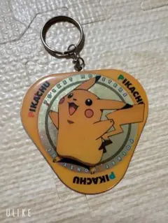 ポケモン　ピカチュウ　レトロ　キーホルダー