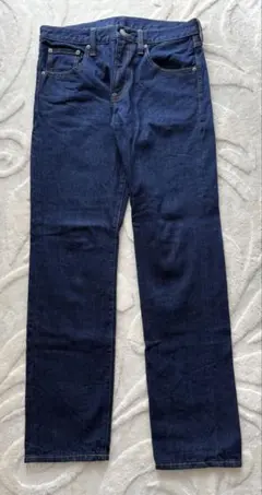 ストレートデニム ブルー ウエスト82cm 長身　ダークブルー　デニム　高身長