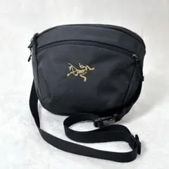【国内正規品】美品 ARC'TERYX マンティス2 ショルダーバッグ 金刺繍
