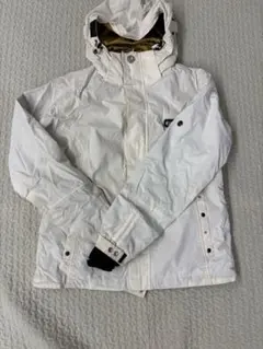 (スノボウェアセット)ホワイトジャケットとスノーボードパンツセット