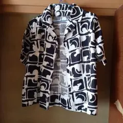 ノーブランドシャツ