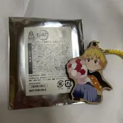 鬼滅の刃　ニジゲンノモリ　木製ストラップ　我妻善逸