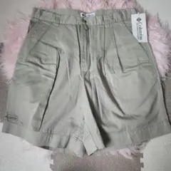 Columbia ベージュ ショートパンツ