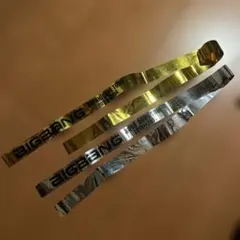 、