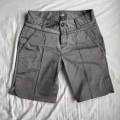 Oakley グレー ショートパンツ Mサイズ